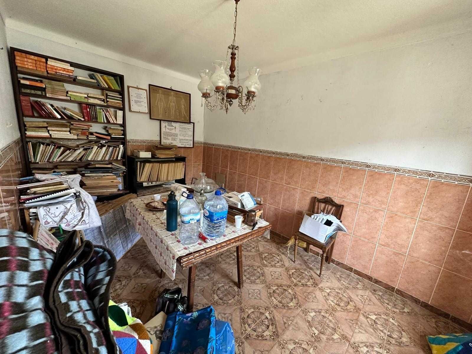 T3+3 com Sótão e Cozinha Alentejana Típica – Montalvão