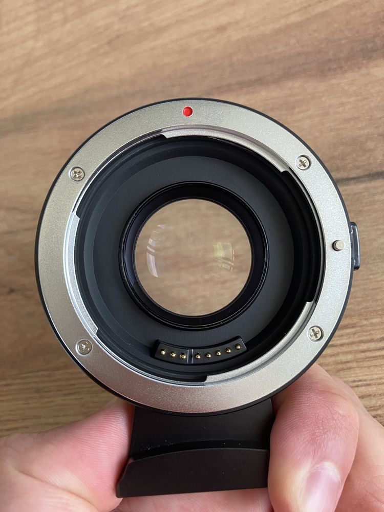 Adapter Viltrox EF-M2 II 0.71x – Canon EF do MFT (Micro 4/3)