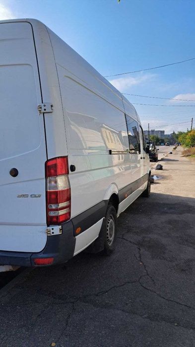 Продам Мерседес Спринтер грузовой.