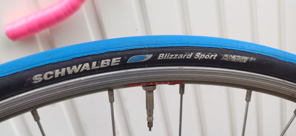 Kolarzówka Szosówka Head 620R Shimano 105 Shwalbe Carbon