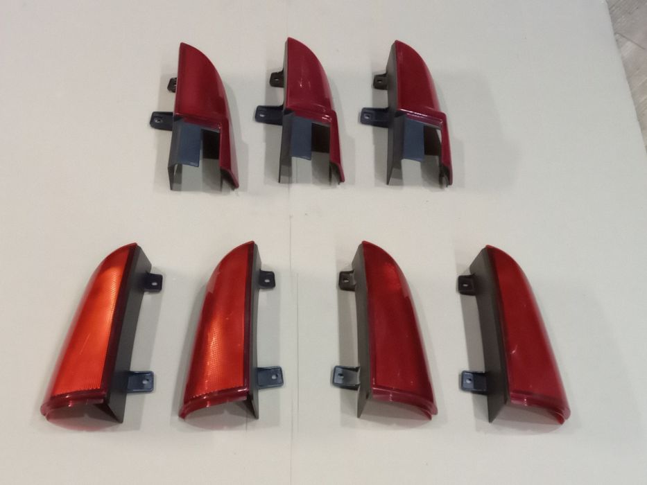 Задні відбивачі (отражателі) верхніх стопів оригінал Мерседес Віто 639