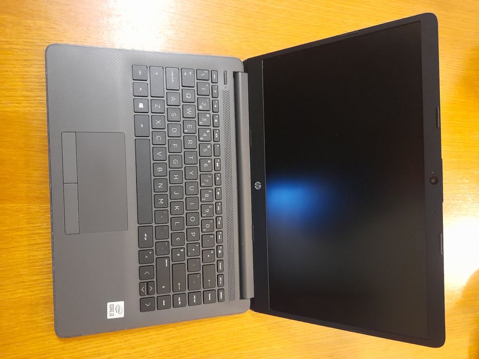 Computador hp i3 240