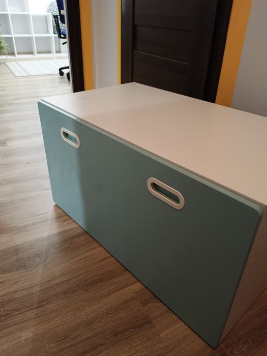 Pojemnik, stolik, ławka