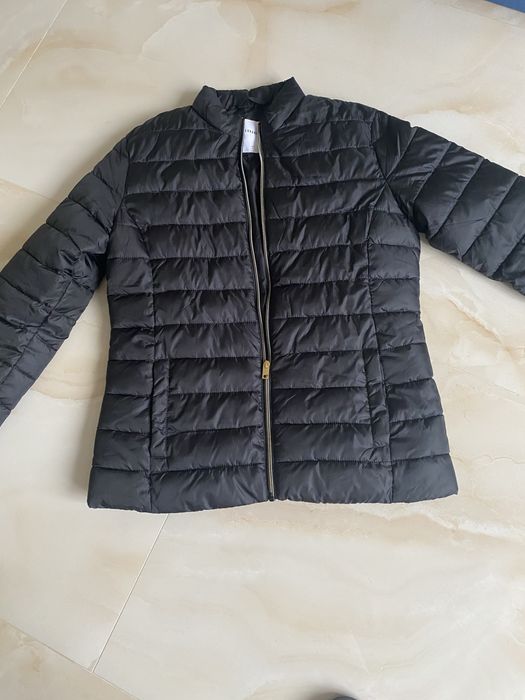 Жіноча осіння куртка