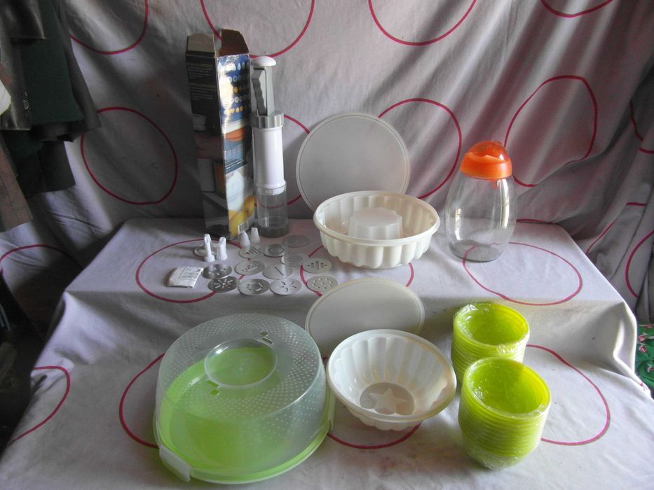 Talheres, tachos, cafeteiras café, etc