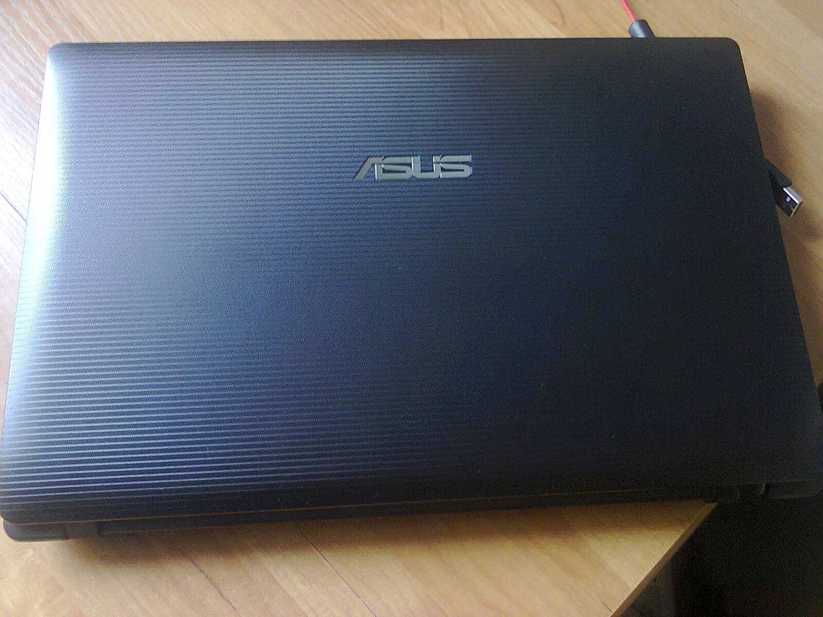 Laptop Asus X54C 15,6 " Intel Core i3 5GBRam /500GB-Zamiana na Konsole