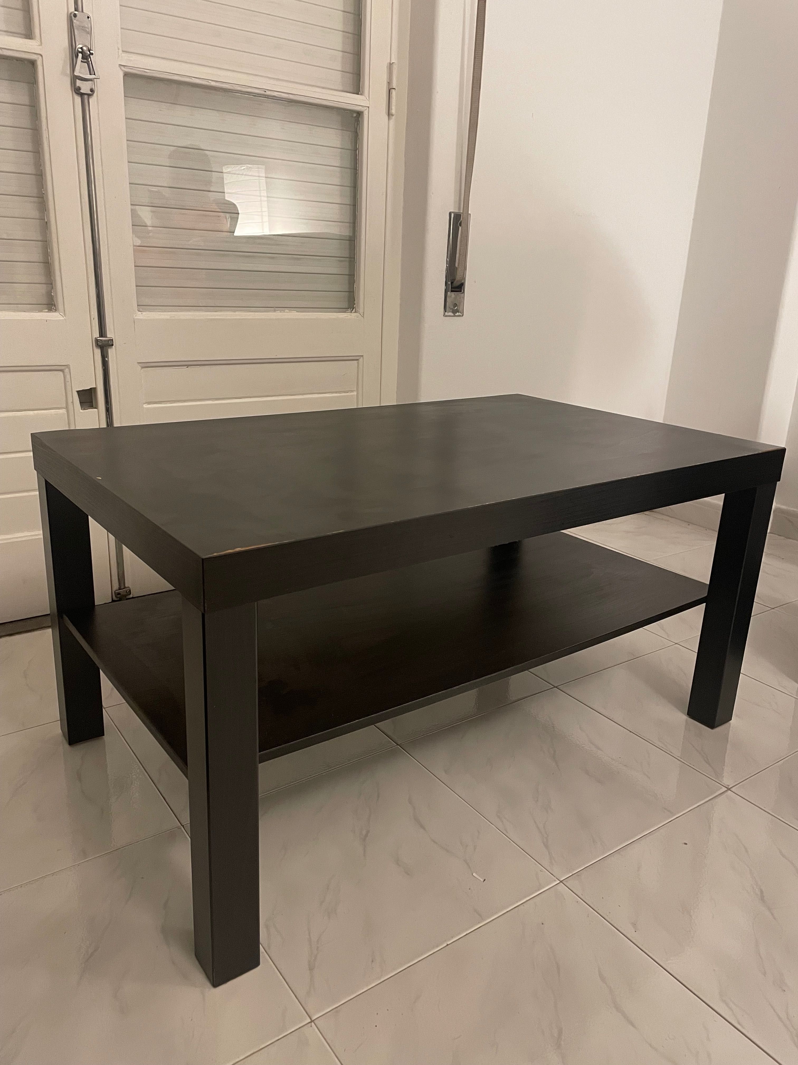 Mesa de centro preta IKEA