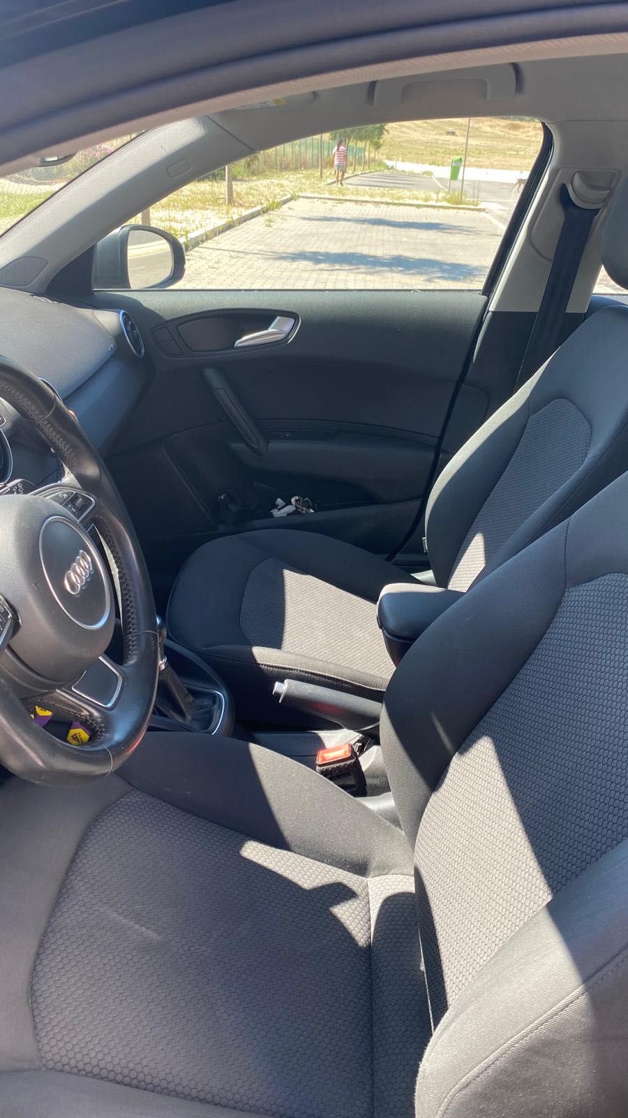 Audi A1 1.0 TFSI 5 Portas – 2015 | Gasolina | 159.000 km