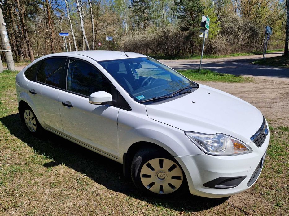 FORD FOCUS 2010 przebieg 122.000 bardzo zadbany