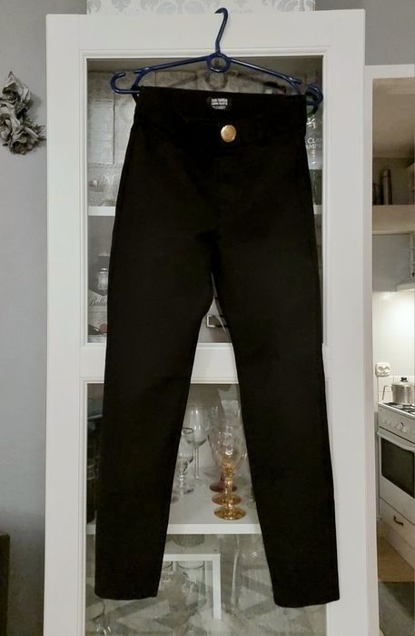 Spodnie Zara S / M czarne