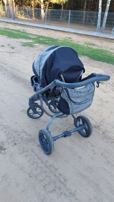 Bebetto Holland 2 w 1 Wózek dziecięcy gondola + spacerówka adaptery