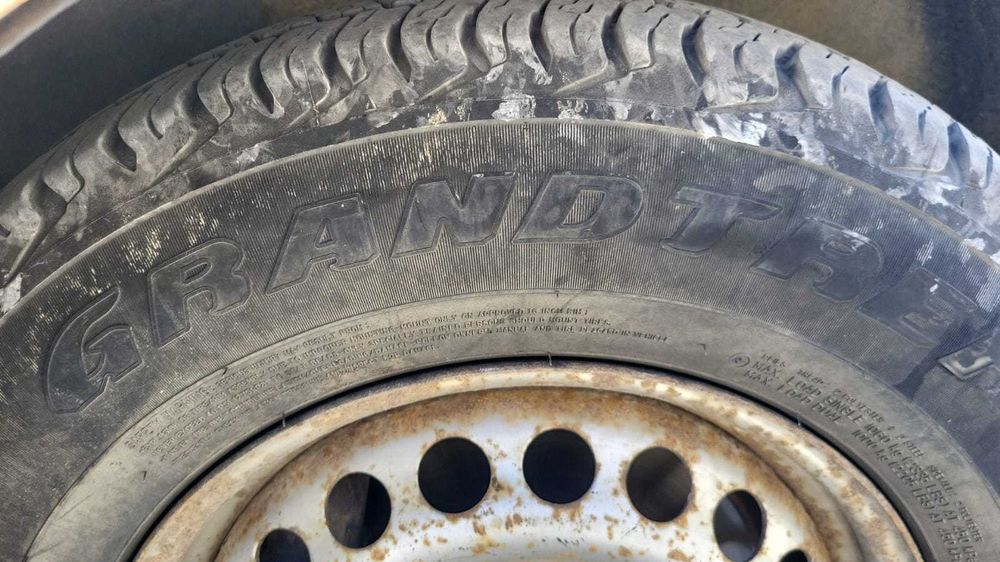 Шини Dunlop GrandTrek AT20 205 R16C 110/108R, всесезонні. + диски