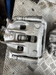 Суппорт скоба перед пежо 406 peugeot 406