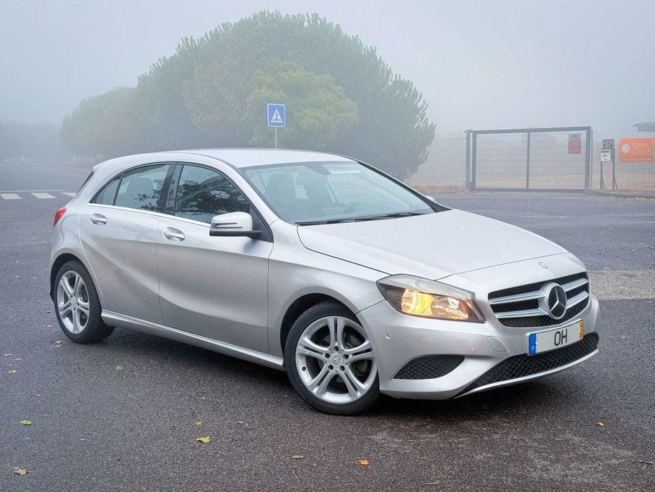 Mercedes A180 CDI 109cv Urban/ Nacional 2014