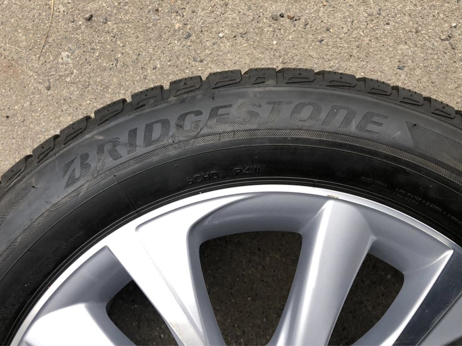 225/60 R18 100H Bridgestone Blizzak LM80