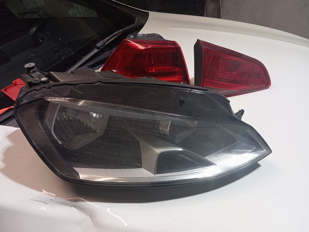 Faróis de Golf 7 e Jantes de citroen Picasso 2008