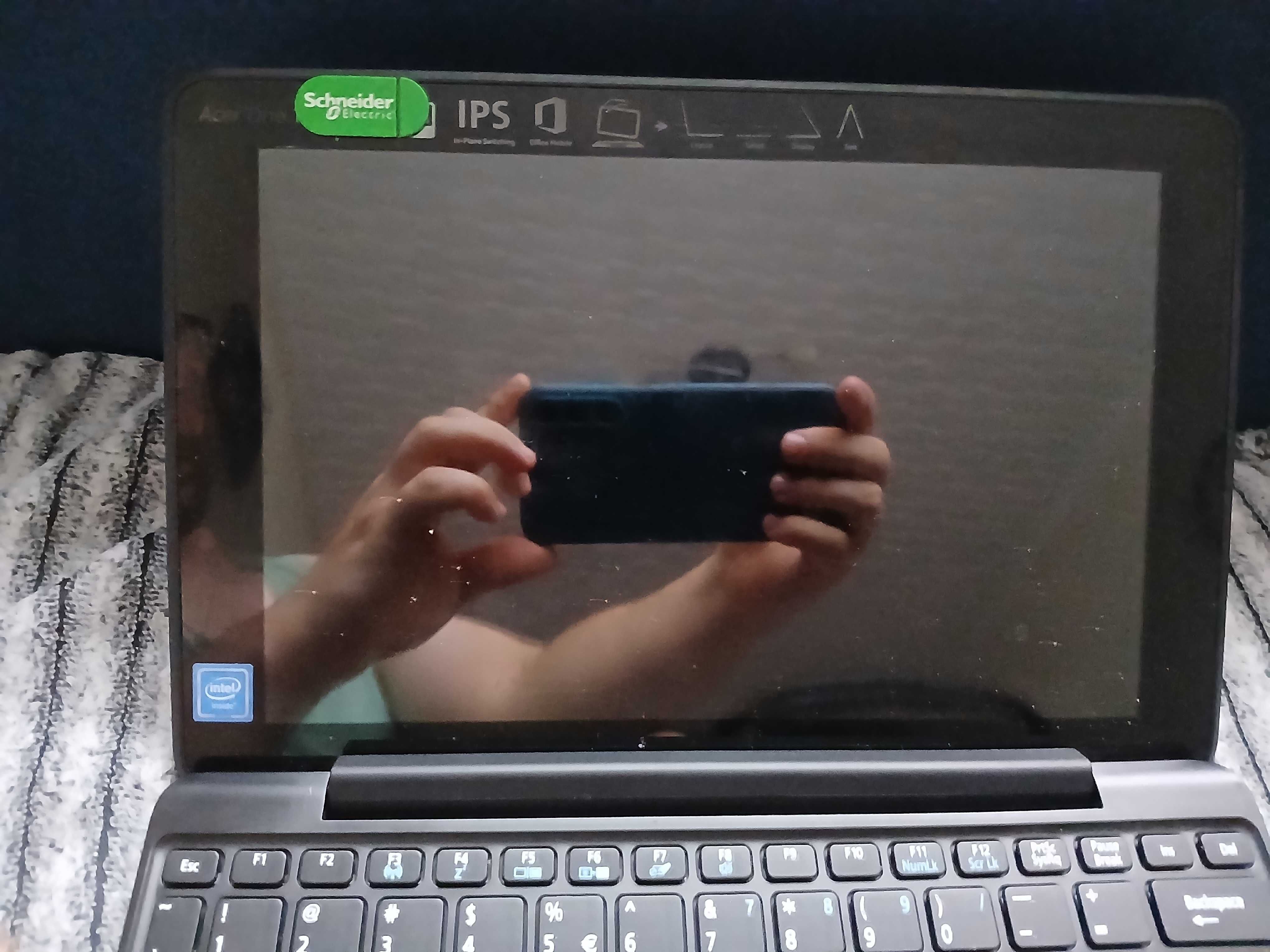 Laptop 2 w 1 Acer