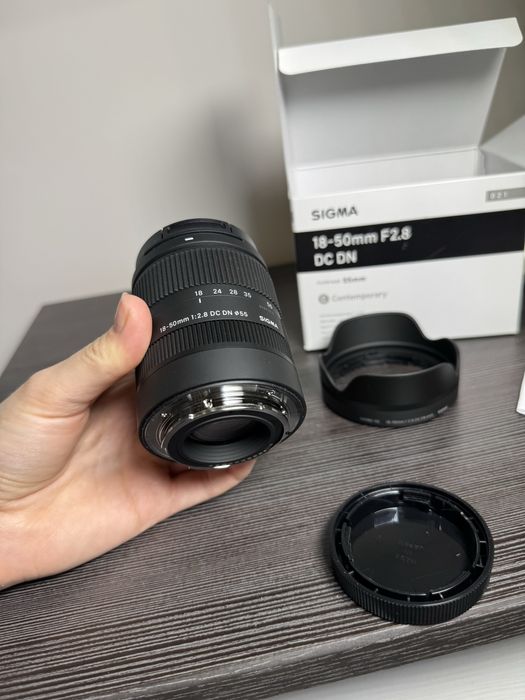 Sigma AF 18-50mm f/2.8 DC DN C (Sony E)