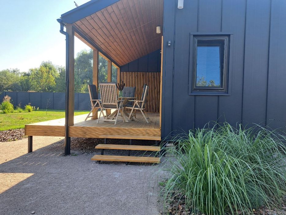 Дуже затишний будинок біля струмка для відпочинку на літо або вихідні