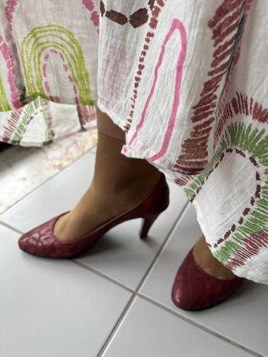 Sapatos de salto alto vermelhos