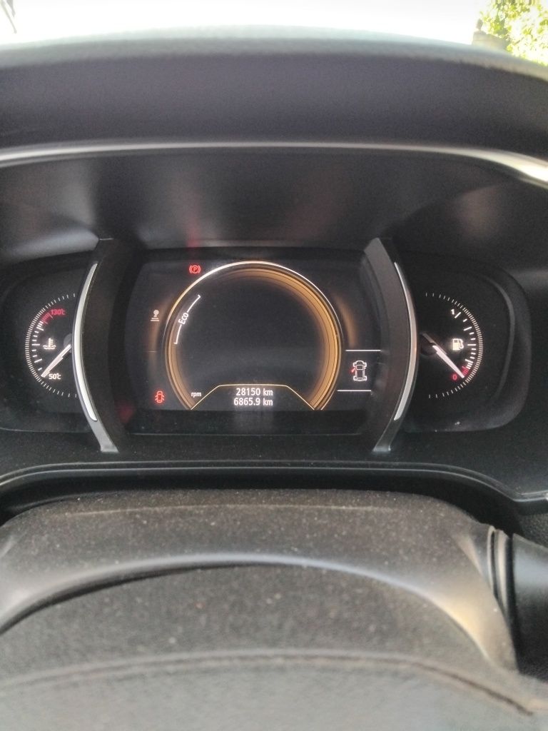 vendo Renault megane IV 1.5 DCI BOSE EDITION 2018  28 mil km  salvado