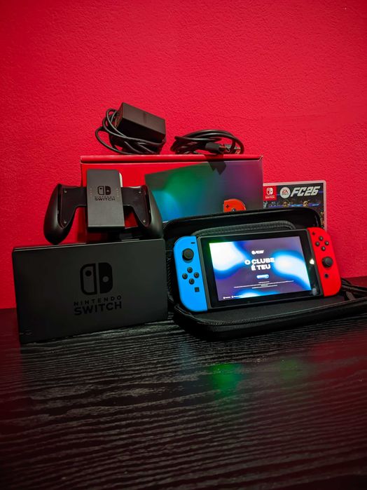 Nintendo Switch V2 + FC 26
