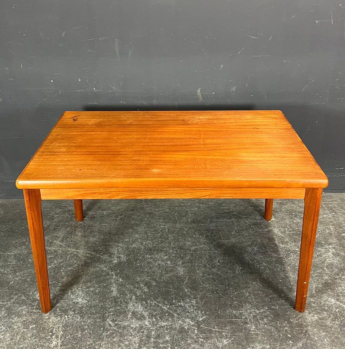 Rozkładany klasyczny tekowy stół do jadalni z lat 1960 Dania vintage