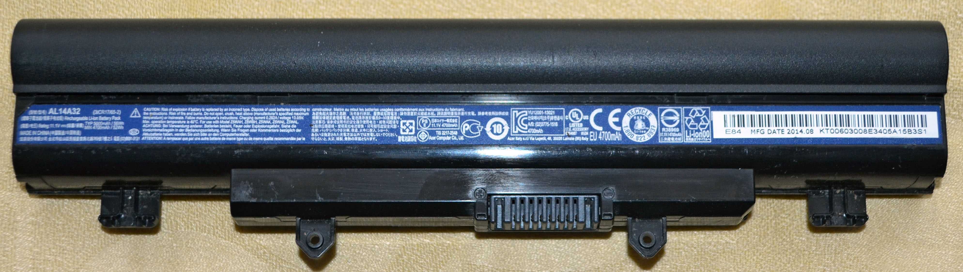 Ноутбук Acer E5-521 по запчастям.