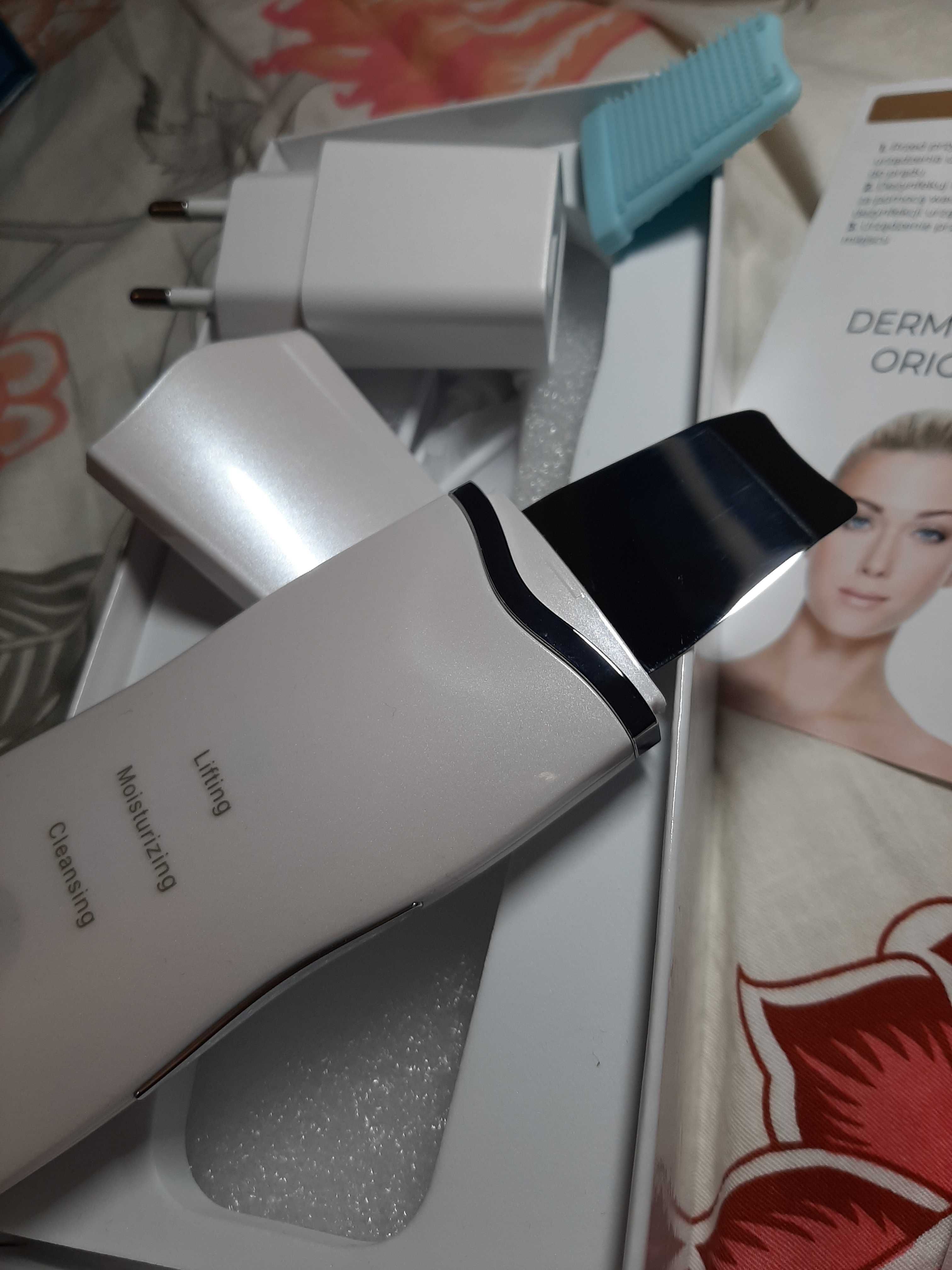 Peeling kawitacyjny prądy Darsonwala uroda twarz niedoskonałości włosy