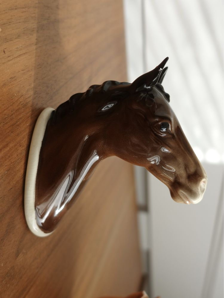 Konie porcelana angielska Beswick figurki porcelanowe ozdoba na sciane