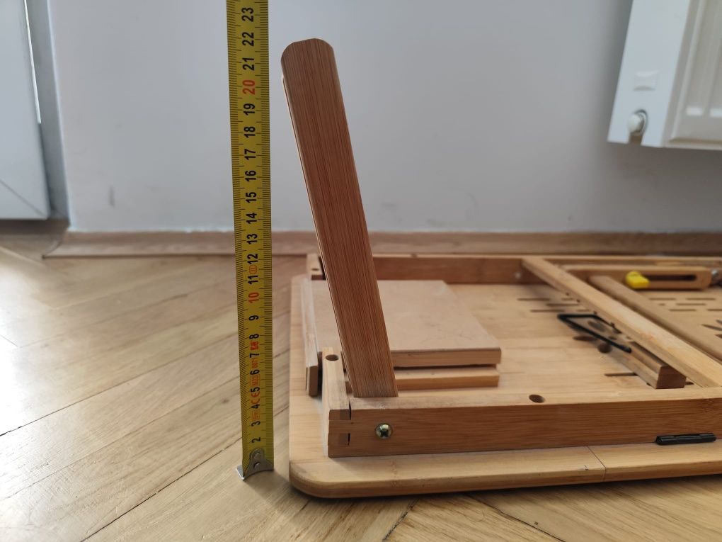 Drewniany stolik pod laptopa lub śniadanie składany