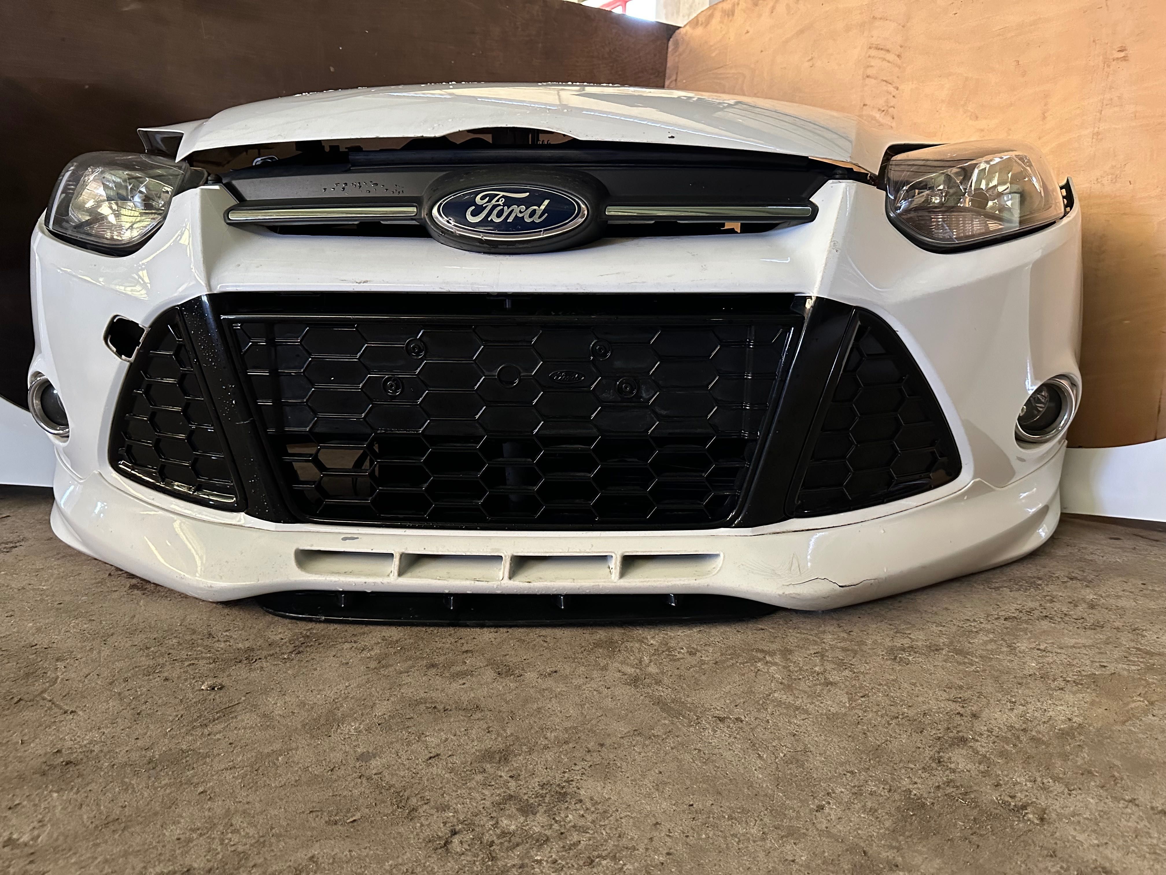 Frente completa Ford Focus ST C346  3 GERAÇÃO