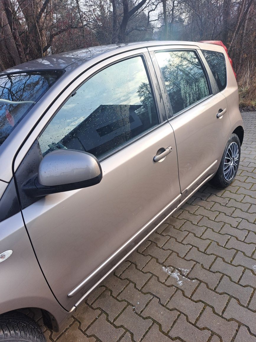 Nissan Note benz+gaz Navi  klima