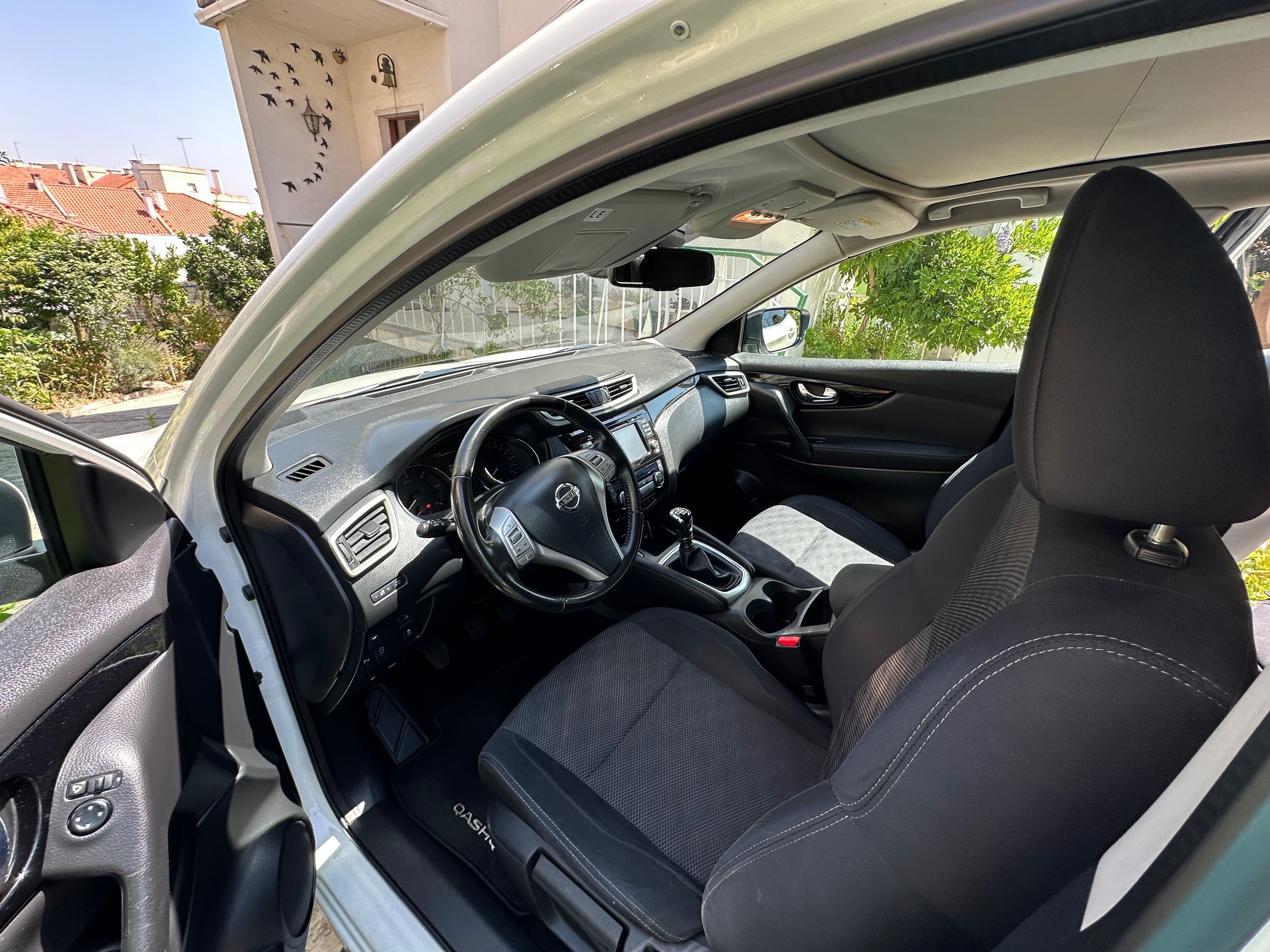 Nissan Qashqai 1.6 dCi 130cv N-Connecta J11 - Teto panorâmico