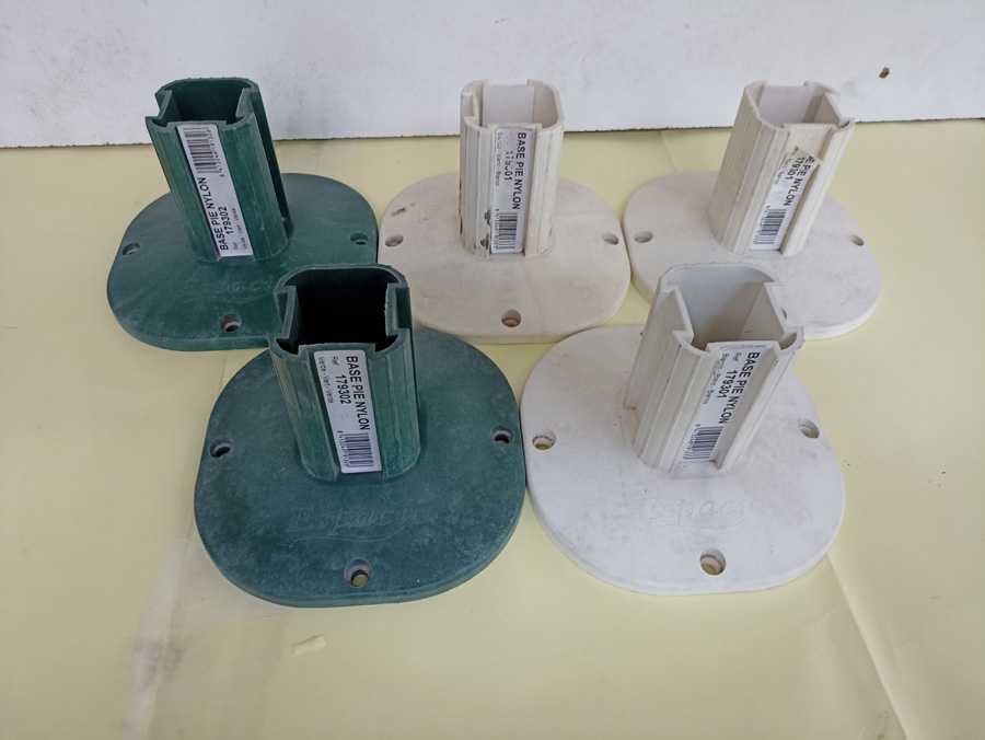 Bases  e Tampas para postes INTERMAS