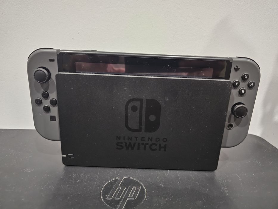Nintendo Switch Cinza