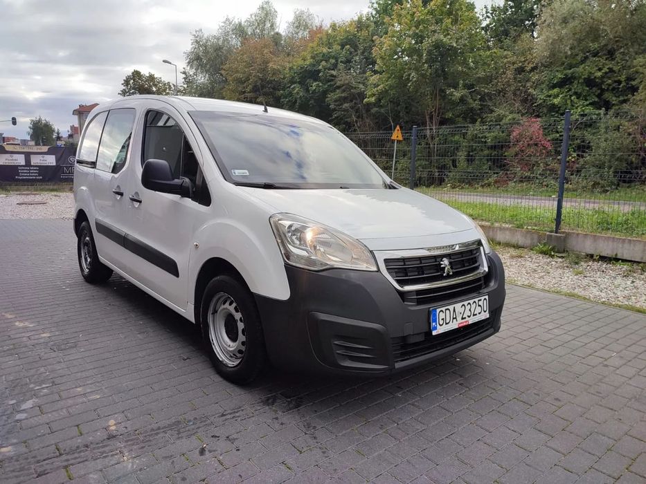 Peugeot Partner  1.6HDI, pełna faktura VAT23%-VAT1