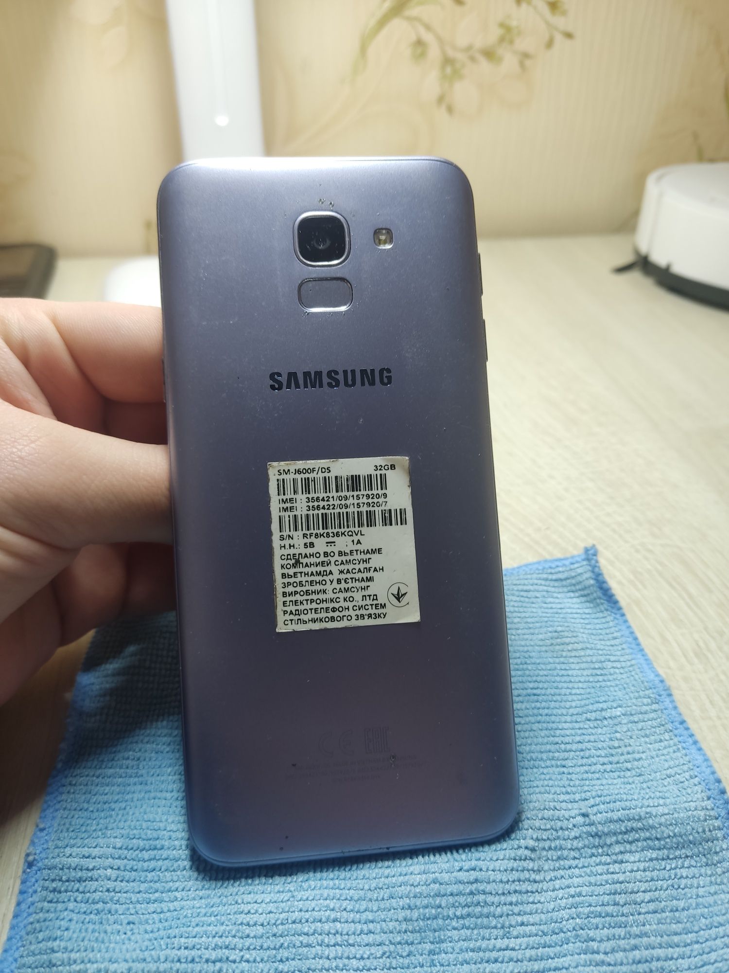Samsung galaxy J6 на 32(GB)