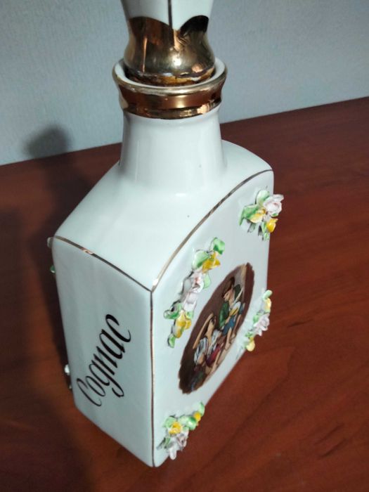 Garrafa com copos marca Alcobaça