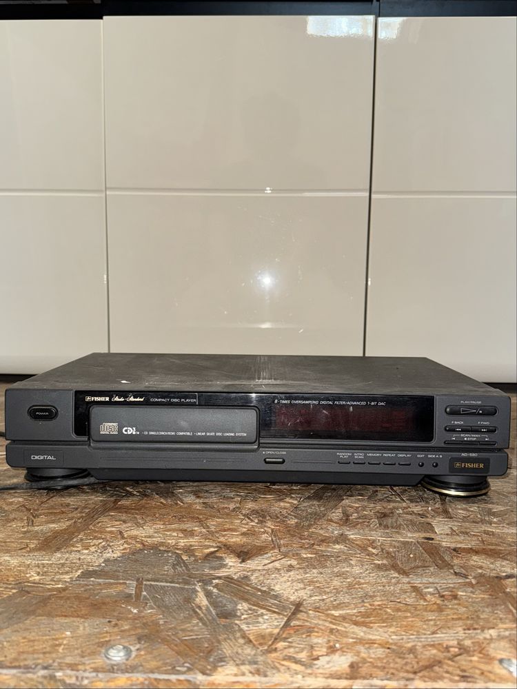 studio standard by fisher compact disc player AD-580