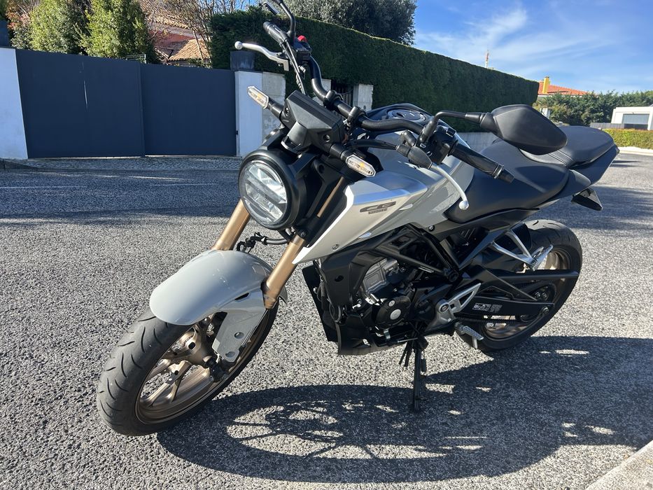 Honda Cb125r 2021 imaculada