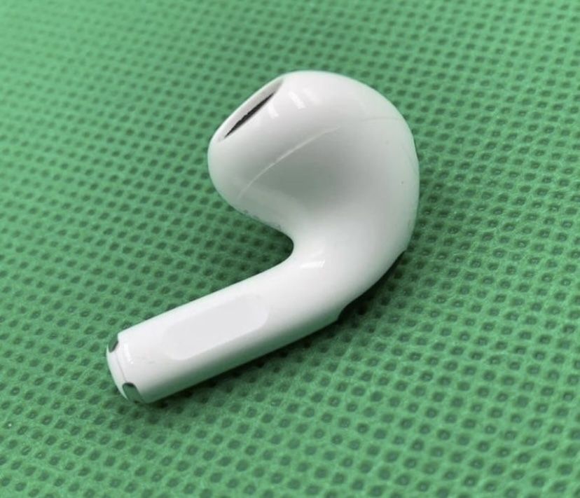 Apple AirPods 3rd Generation Left   Original A2564