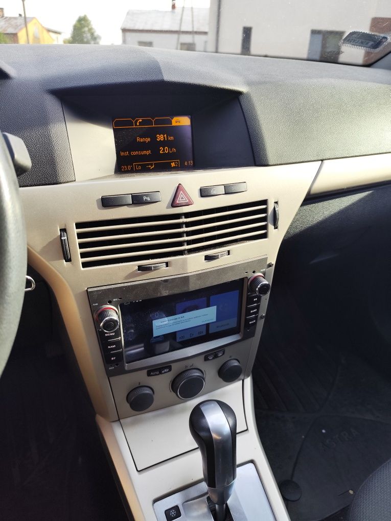 Opel Astra H. 1.9 CDTI, auromat