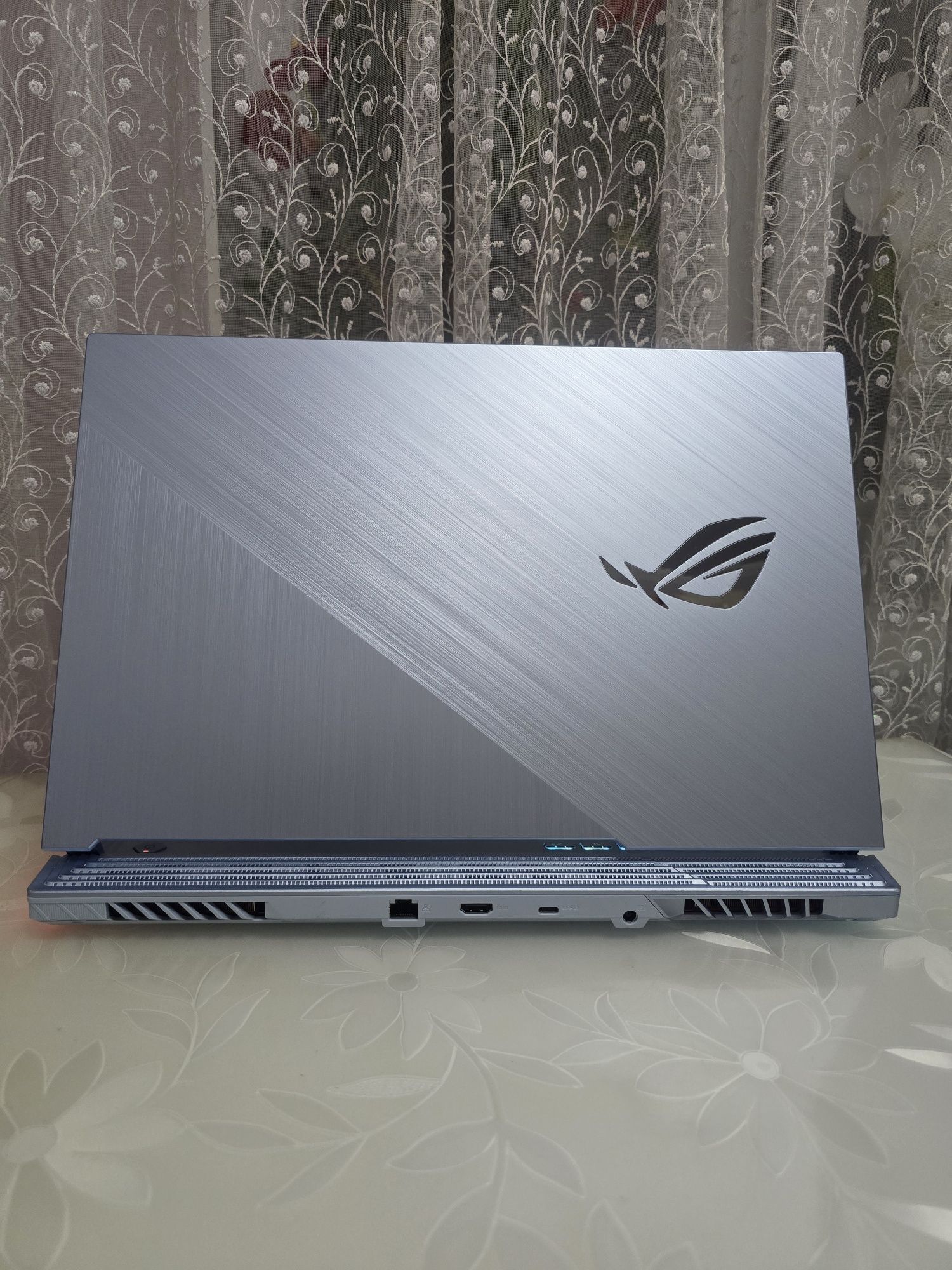 Asus ROG Strix 17.3/144Hz/SSD:1TB/2070 Super 8GB/i7-10750/RAM:16/Новий