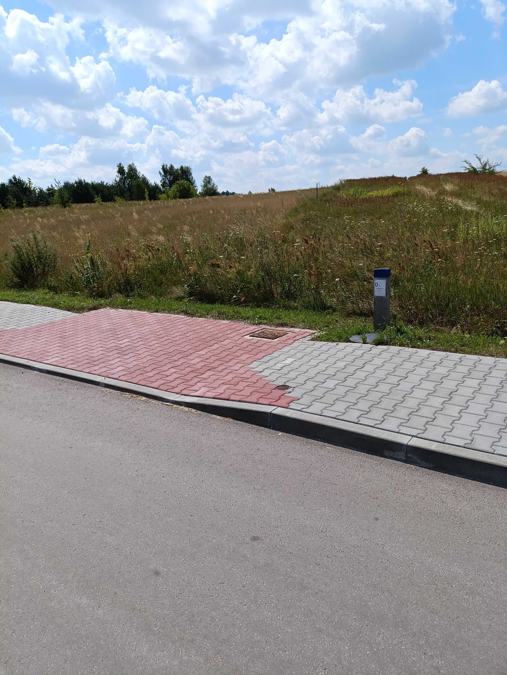 Sprzedam działkę budowlaną w Lipsku przy ulicy Gospodarczej.