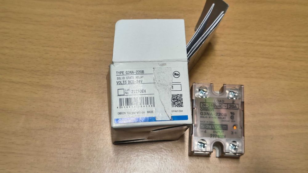 Przekaźnik półprzewodnikowy Omron G3NA-220B