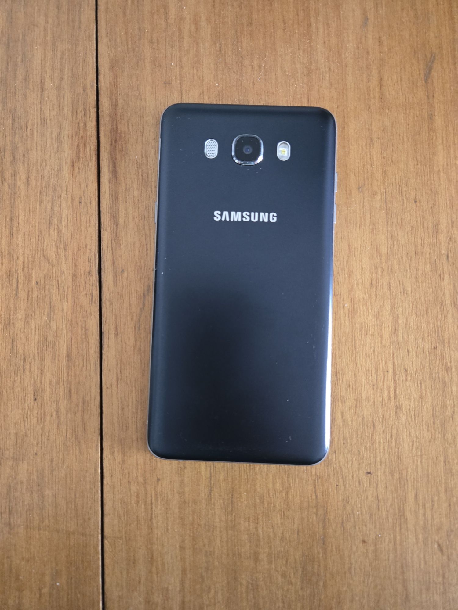 Telemovel Samsung J7