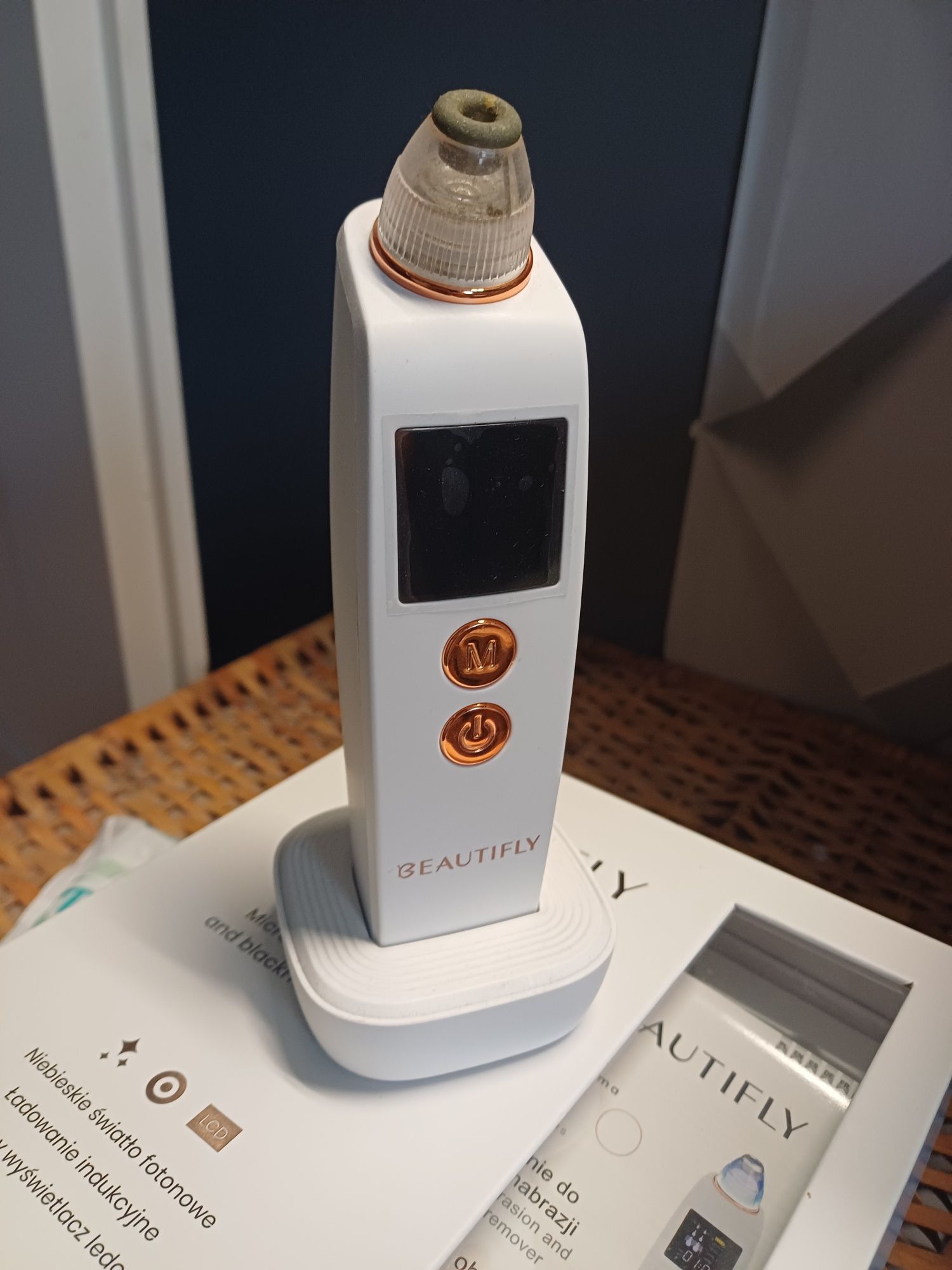 Urządzenie do mikrodermabrazji BEAUTIFLY B-Derma PRO
Urządzenie do mik