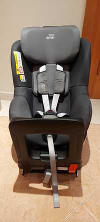 Cadeira Auto Britax Römer Dual Fix M  i size