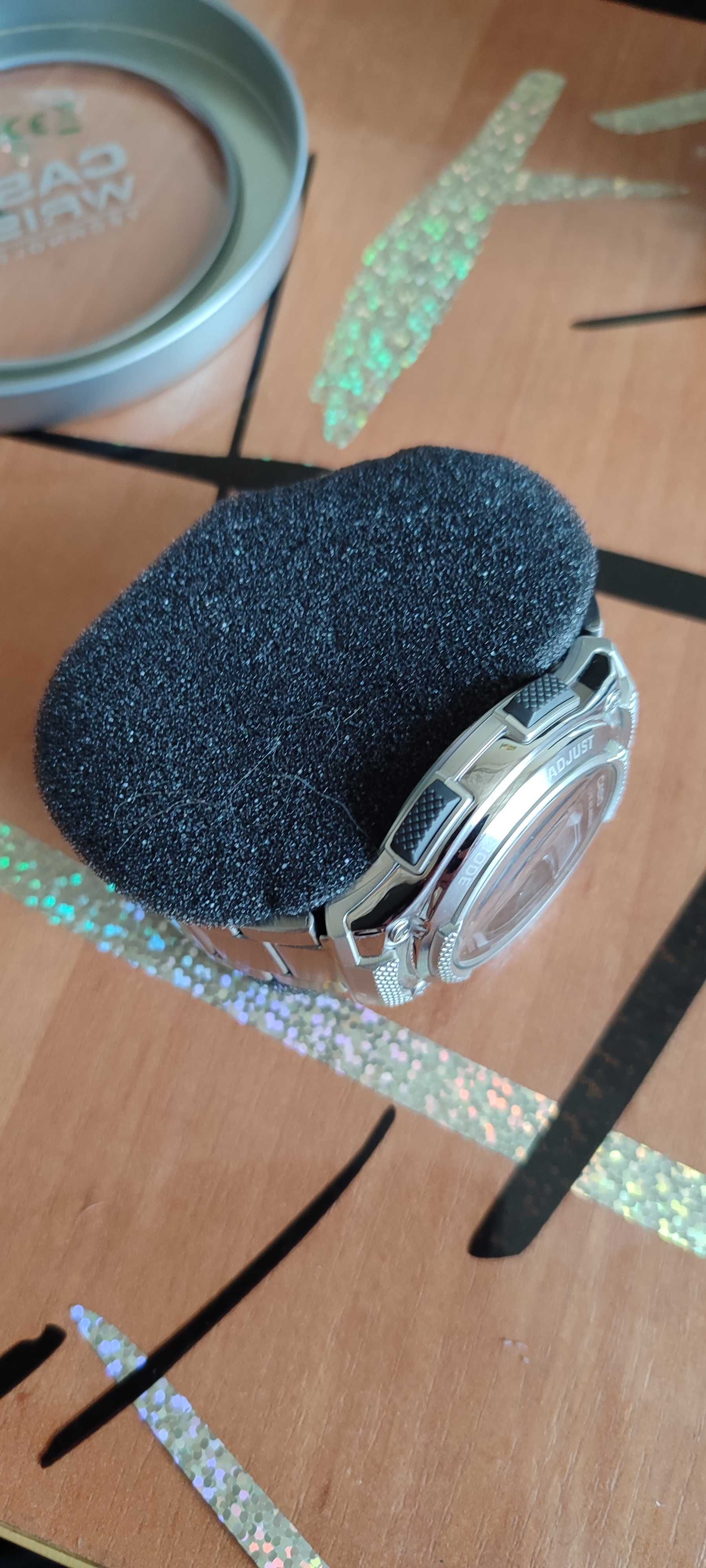 Casio W212H новые